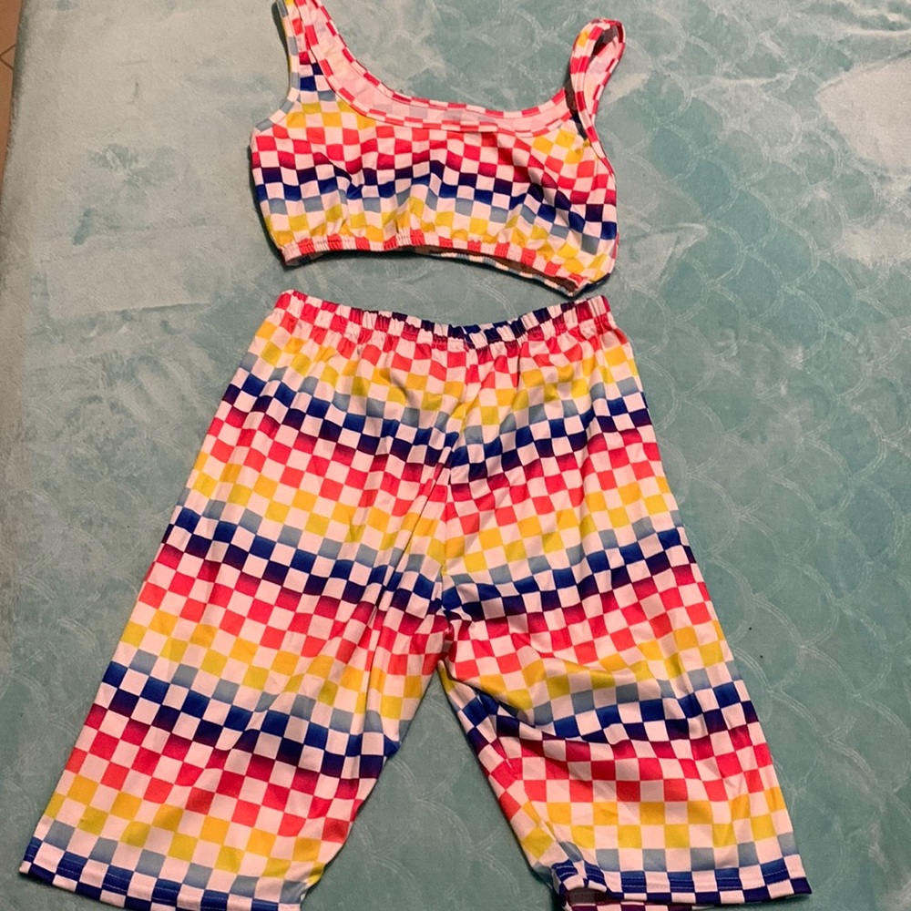 colorful checker board pattern two piece set